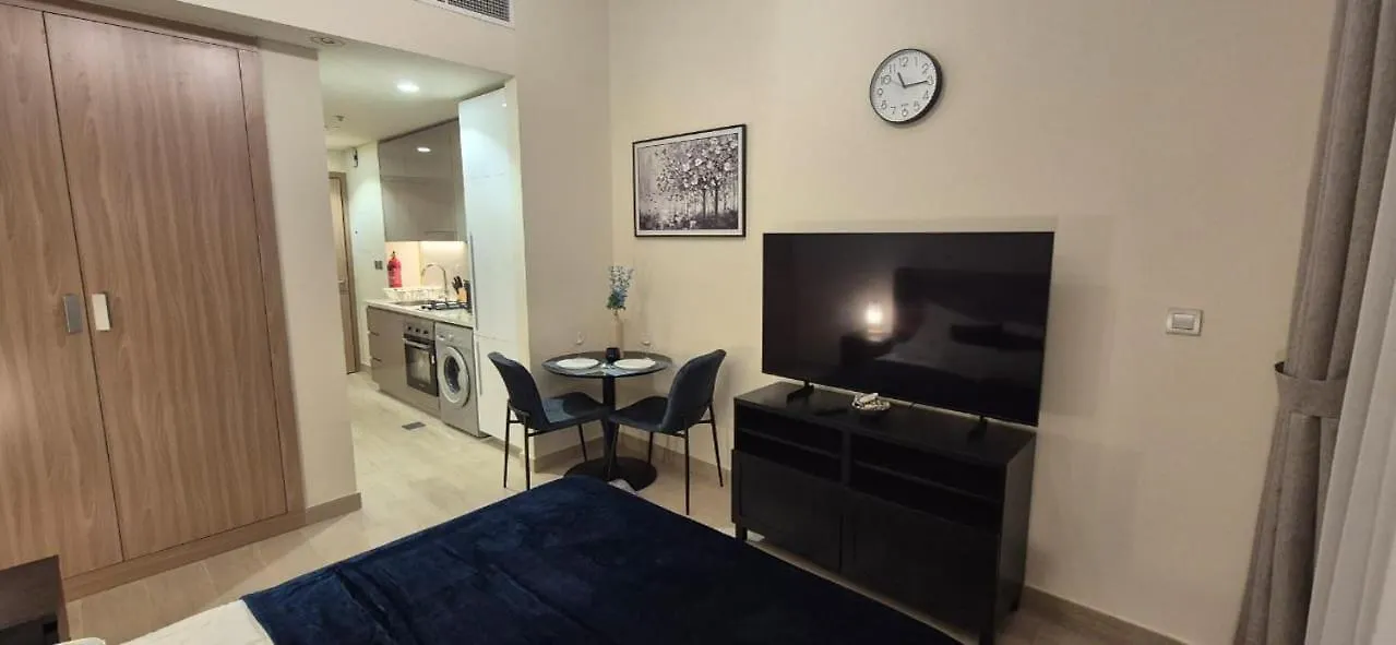 Apartment Studio Uni At Azizi Riviera 43 Near Business Bay Dubai United Arab Emirates